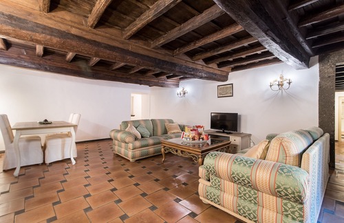 Rione VI Parione Apartment | Appartamento storico all'interno della storia romana (Piazza Navona)
