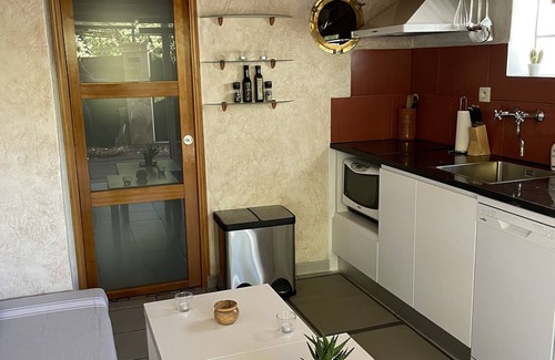 Six-Fours-les-Plages Villa | Appartement Avec Parking Privé et Sécurisé