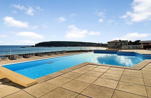 Crozon Apartment | Appartement à 100m de la plage avec piscine et parking - FR-1-370-41