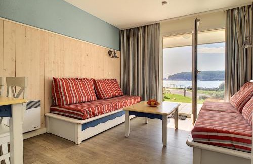 Crozon Apartment | Appartement à 100m de la plage avec piscine et parking - FR-1-370-41