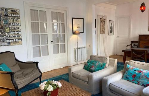 Le Palais Apartment | Appartement élégant 3* au coeur de Le Palais, 2 chambres, proche commerces et plage - FR-1-418-197