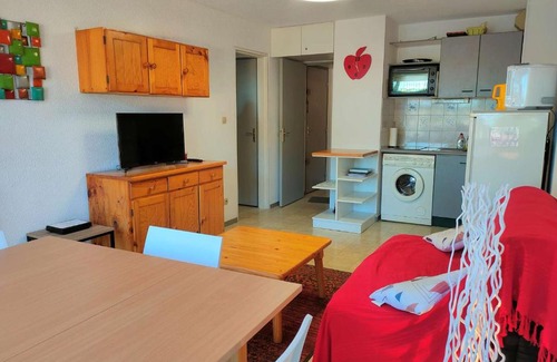 Argeles Plage Apartment | Appartement 2 Pièces Cabine, Piscine, Proche Plage - 6 Pers. - FR-1-225-792
