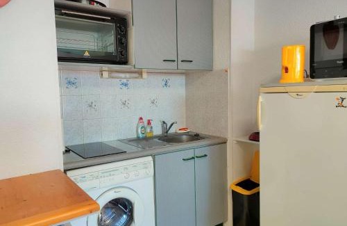 Argeles Plage Apartment | Appartement 2 Pièces Cabine, Piscine, Proche Plage - 6 Pers. - FR-1-225-792