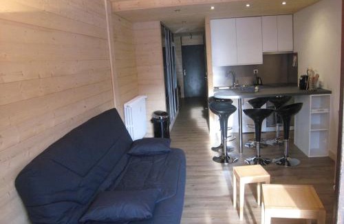 La Clusaz Apartment | Appartement 2 Pièces, Ski au Pied, Balcon Sud, Confort pour 6 - FR-1-459-62