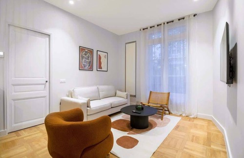 Porte-Dauphine Apartment | Appartement 2BR avec terrasse & climatisation