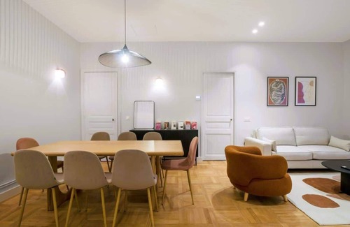 Porte-Dauphine Apartment | Appartement 2BR avec terrasse & climatisation