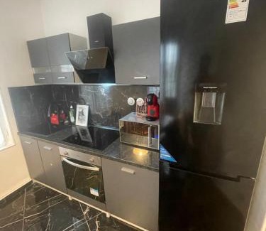 Creil Apartment | Appartement 3 pièces en face la gare de creil