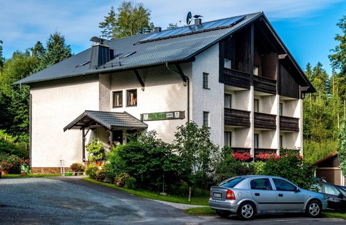 Bad Alexandersbad Apartment | Appartement 40qm in der 1. Etage mit Balkon