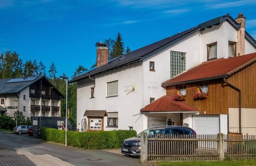 Bad Alexandersbad Apartment | Appartement 40qm in der 1. Etage mit Balkon