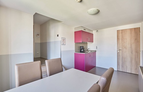 Centre Sud Condo | Appartement 6p lumineux + confortable