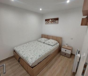 Rueil-Malmaison House | Appartement avec terrasse dans la verdure