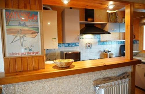 Tregastel Apartment | Appartement avec SUPERBE VUE MER et terrasse, à 100m plages à TREGASTEL - Ref 97