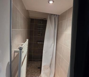 Secteur 2 Apartment | Appartement center city & parking gratuit