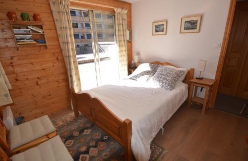 Les Gets Apartment | Appartement Centre Les Gets, Pied des Pistes, Belle Terrasse, 2 Ch, 1 Cabine, 6/8 Couchages - FR-1-623-99