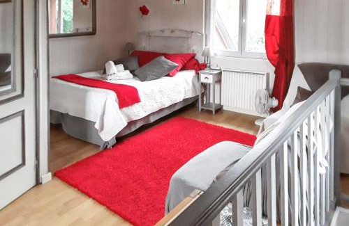 Les Authieux-Papion Apartment | Appartement cosy aux Authieux Papion 15 m² avec jardin privatif