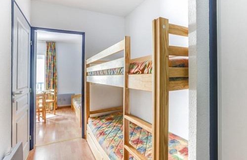 Cauterets Apartment | Appartement cosy à Cauterets, 4 pers, balcon, proche centre et télécabine - FR-1-401-111