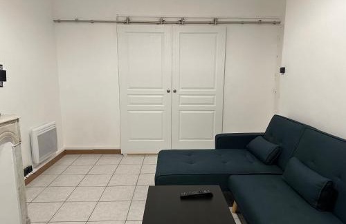 Saint-Lazare Apartment | Appartement cosy - 3e arr