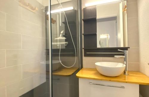 Les Esserts Apartment | Appartement cosy, 4 pers, balcon, à 100m des pistes à Morillon 1100 - FR-1-412-33