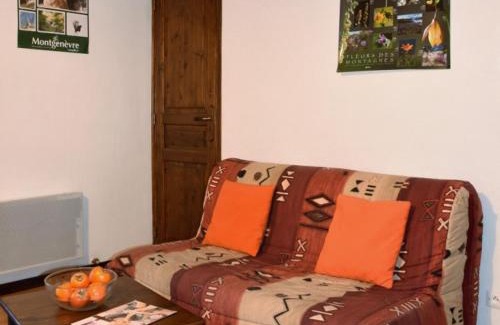 Montgenevre Apartment | Appartement cosy 6/7 pers, au centre de Montgenèvre, exposé sud, loggia et casier à skis. - FR-1-266-109