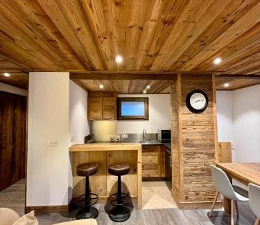 Brides-les-Bains Apartment | Appartement cosy avec terrasse & vue montagne - Brides-les-Bains