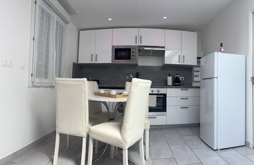 Pontault-Combault Apartment | Appartement De Charme à 25 Minutes de Paris - F3