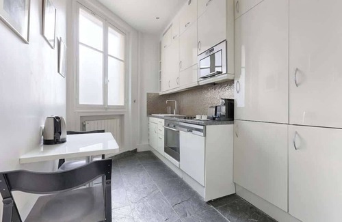 Quartier des Invalides Apartment | Appartement de Luxe sur les Invalides