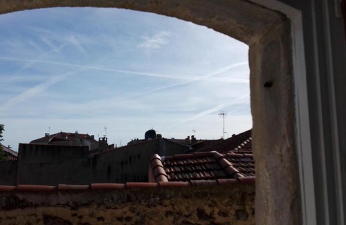 Beziers City Centre Apartment | appartement face cathédrale