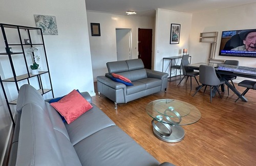 Le Kremlin-Bicetre Apartment | Appartement Moderne Deux Minutes de Porte D'italie