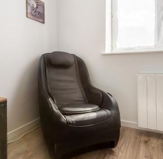Roncq Apartment | Appartement moderne, propre, WIFI, siège massant