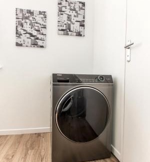 Roncq Apartment | Appartement moderne, propre, WIFI, siège massant