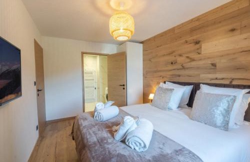 Courchevel Apartment | Appartement Neuf 65m² Courchevel Moriond, 2 Chambres + Cabine, Balcon, Parking Couverts, Skis aux Pieds - FR-1-563-127