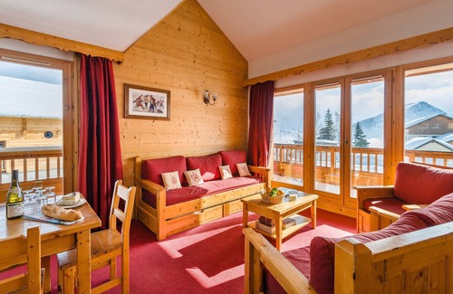 La Toussuire Condo | Appartement près des pistes! Piscine + Sauna