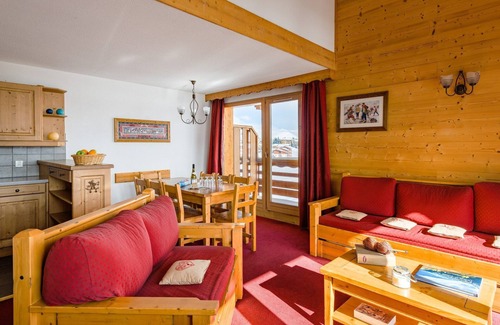 La Toussuire Condo | Appartement près des pistes! Piscine + Sauna