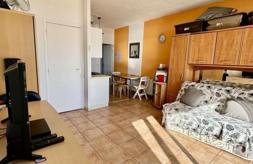 Port-la-Nouvelle Apartment | Appartement rénové 2 pièces 4 pers avec jardin privatif - Plage à 2 pas - Port-la-Nouvelle - FR-1-229C-95