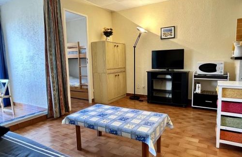 Argeles Plage Apartment | Appartement Studio/Cabine 4 pers, Proche Plage, Garage Privé - Argelès-sur-Mer - FR-1-225-17