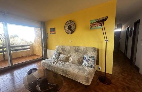 Argeles Plage Apartment | Appartement T2 avec Piscine à 300m de la Plage - 5 Couchages - Parking Privé - Argelès-sur-Mer - FR-1-388-118