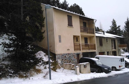 Egat House | Appartement T3 A 5MN DE Font Romeu Parking Prive