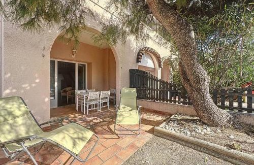 Les Lecques Apartment | Appartement T3 avec jardin, accès direct plage - FR-1-770-43