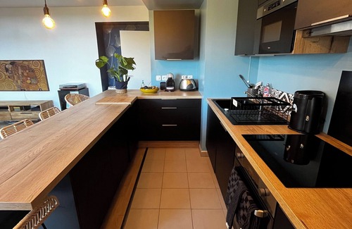 Bassins a Flot Condo | Appartement Tout Confort Dans Bordeaux