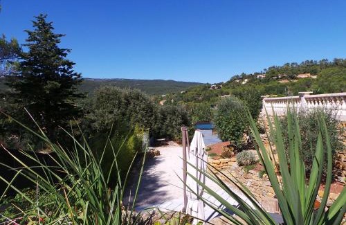 Gareoult Apartment | Appartement Vue Montagne