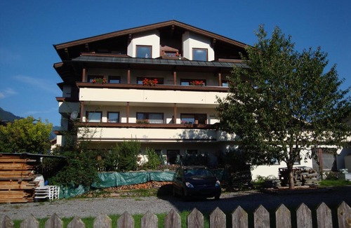 Stumm Apartment | Appartementhaus Kaltenbach-Stumm by PiaundDirk