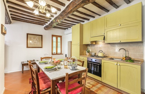 Panicale Apartment | Appartment With Pool And Garden, Panicale, Italy