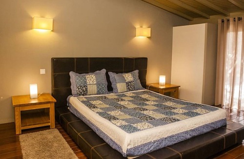 Tralhariz House | Appealing holiday home in Carrazeda de Ansia with terrace