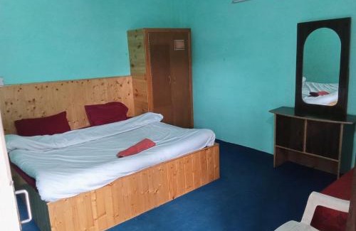 Old Manali Hotel | Apple Field House