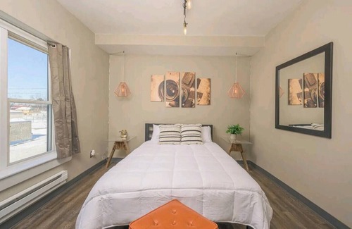 Appleton Apartment | Appleton Downtown 1-Bedroom Stay