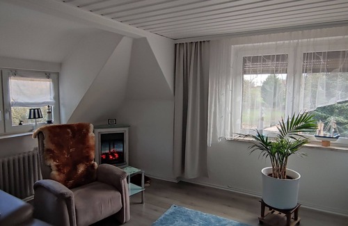 Geltow Apartment | Approximately 70m2 apartment, with balcony, new u. modern furnishings, forest u. close to the beach
