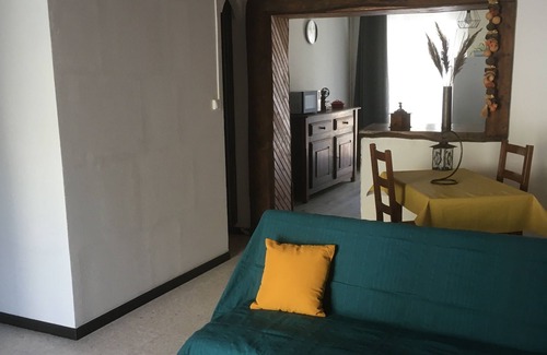 Vogue Apartment | Appt in listed village on river bank, with terrace and barbecue
