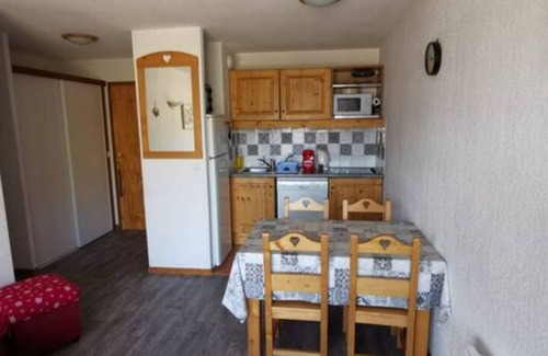 Orcieres-Merlette Apartment | Appt304. 100m pistes. T3. Covered parking. WIFI