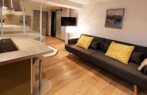 Talloires-Montmin Apartment | Apt 1, Maison du Village