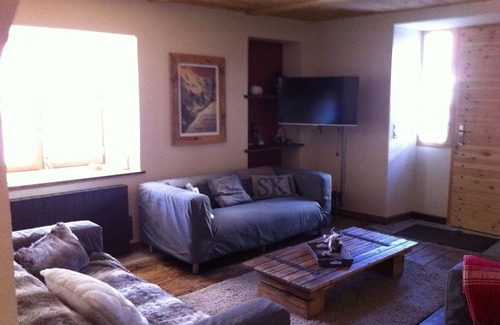 Peisey-Nancroix Apartment | Apt 125 m2 in renovated cottage, 5 minutes walk from the Paradiski ski lifts